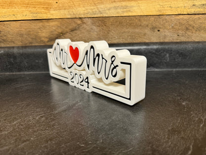 Mrs and Mrs 3d Wedding Table Sign